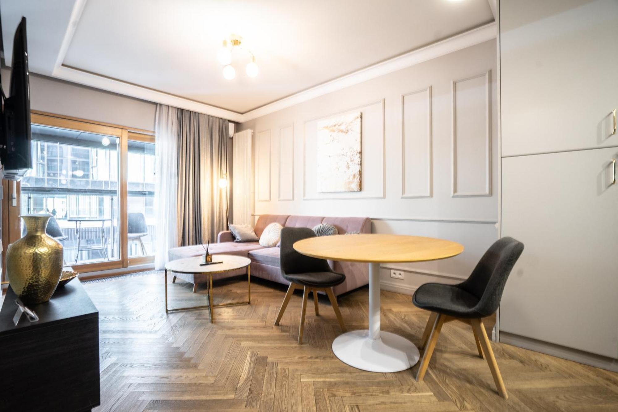 Vipwarsawapartments Sapphire Mennica Residence Zewnętrze zdjęcie